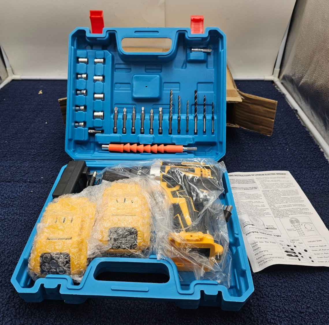 Ghr02-5690775516 W/ Sockets, Bits, Batteries & Charger