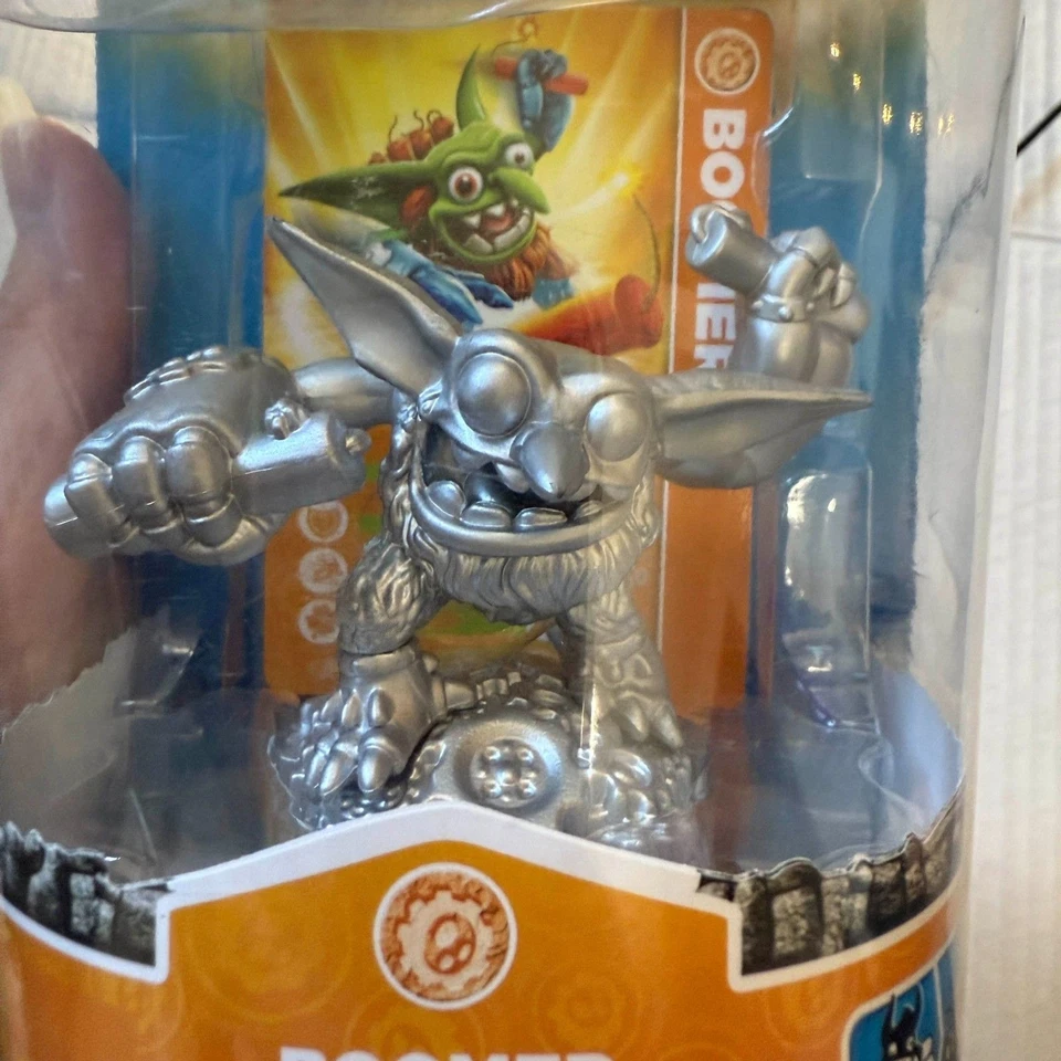 Skylanders Spyro's Adventure, Chase Edition "Silver Boomer" BRAND NIB READ DESCR - Image 3 of 4