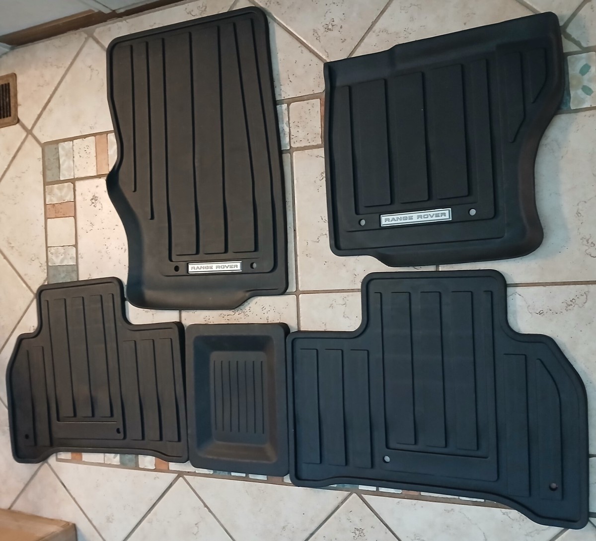 Range Rover Sport Genuine Genuine L494 2014-2022 Rubber Floor Mat 