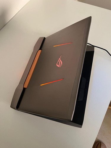 ASUS ROG G752VS 17.3" Gaming Laptop i7-6700HQ 32GB RAM GTX 1070 Windows 10 - Picture 5 of 8
