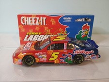 Action 1:24 Terry Labonte 5 Kellogg's Cheez-It Monte Carlo Chevrolet Limited E  