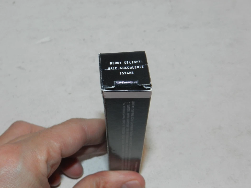 MARY KAY Unlimited Lip Gloss Berry Delight #153485 Full Size NIB NEW - Image 2 of 2