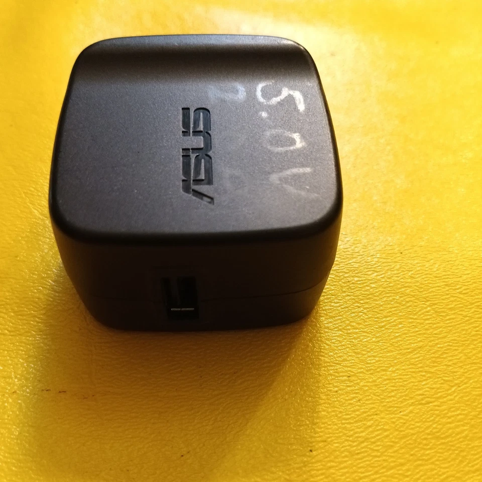 Asus Wall Charger Adapter 2.0A Output - Black - Image 3 of 3