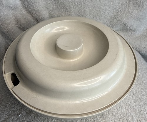 Vintage Tupperware Casserole Dish w/ Lid Almond Color Microwave Safe 1542-6