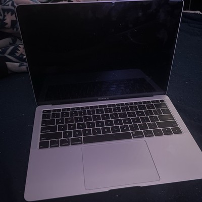 Apple MacBook Air 2019 A1932 13'' Laptop i5 128GB SSD 8GB RAM macOS 12 (AB) C