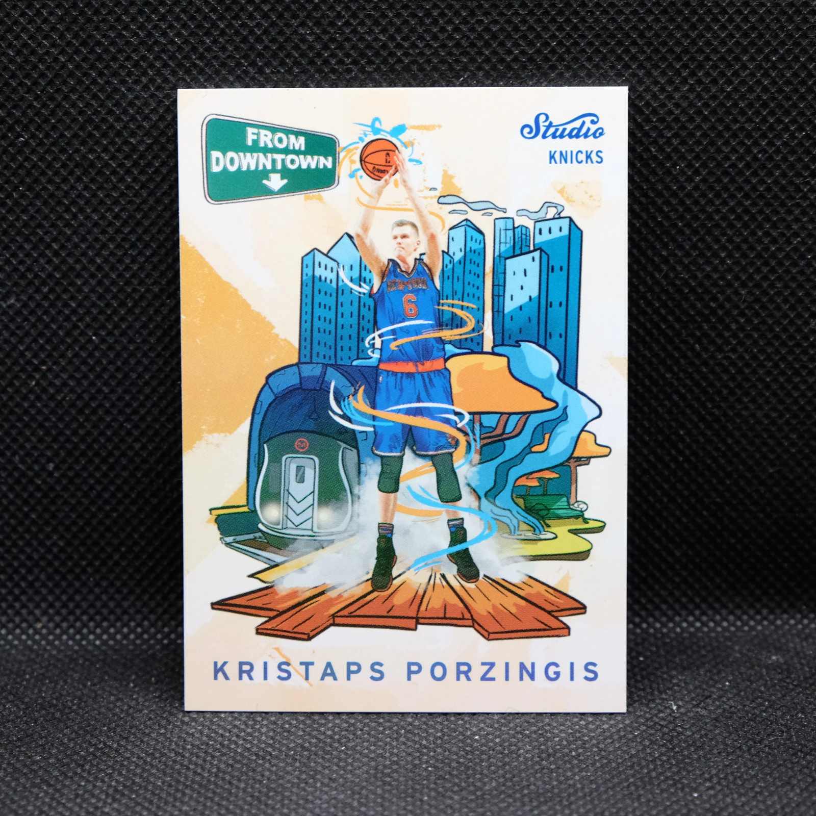 2016-17 Kristaps Porzingis Studio From Downtown FD9