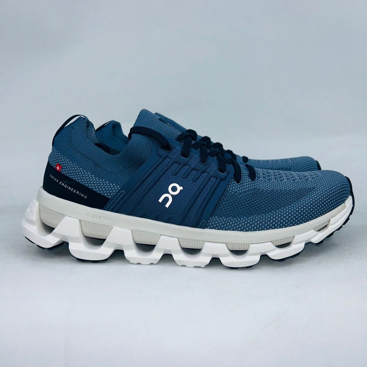 On Running Cloudswift 3 Men\'s Teal/White Athletic Shoes Shoe Review: On Cloudswift 3 | Fleet Feet main image 4