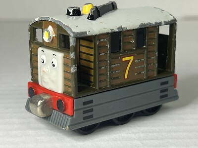 Thomas And Friends Gullane Toby Tram 7 Diecast Metal Toy Train Magnet 2002