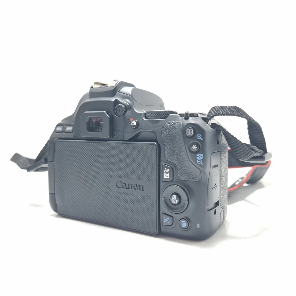 Canon EOS 250D, foto 2 de 3