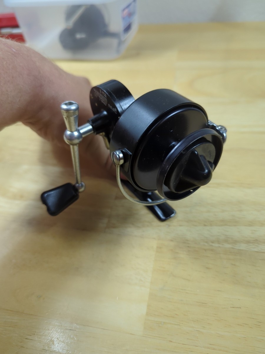 Garcia Mitchell 304 S Spinning Reel – Vintage 1960s Black – Rare