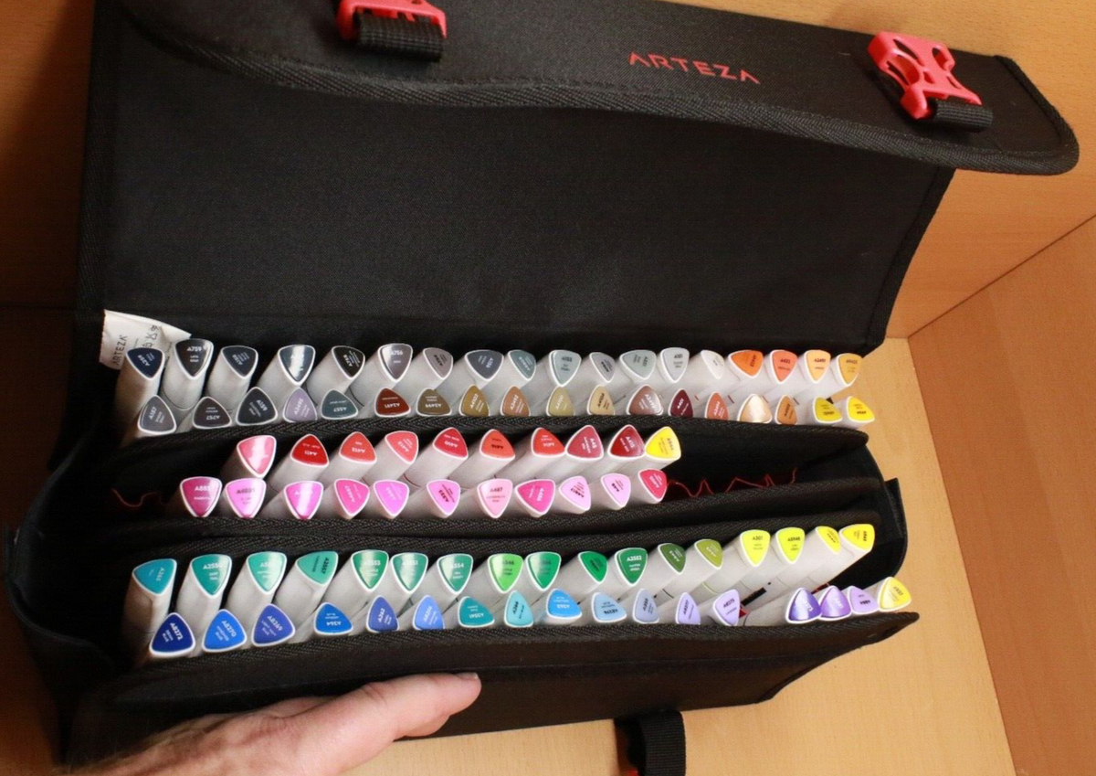 Arteza EverBlend Art Markers - 91 Markers in 144 Capacity Carry