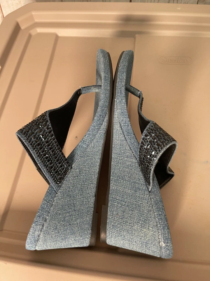 Sandalias de cuña Simply Vera Wang Grebe para mujer talla 8 1/2 medianas Foto 2 de 4