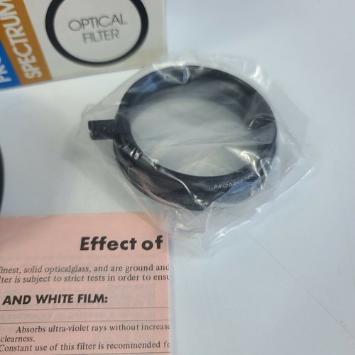 PROMASTER SPECTRUM 7. 52mm Variable Cross Lens Filter #4213 NIB - Picture 3 of 4