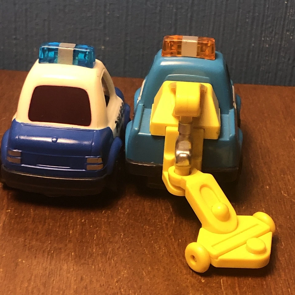 Lote de coches retrocededores Tomy Toys vintage años 90 1991 - camión de remolque policía hombre funcionando Foto 3 de 4