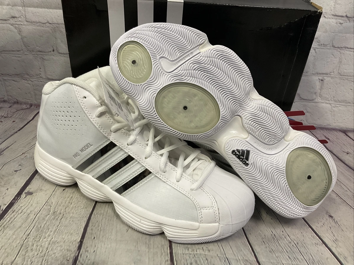 Een hekel hebben aan Ronde Plotselinge afdaling Adidas Pro Model 2010 Womens Basketball Shoes Size 10.5 White New With Box  | eBay