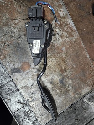2004 ON NISSAN PRIMERA / ALMERA ACCELERATOR PEDAL 18002AU400 #9 - 6PV 008 620-03
