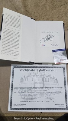 DEFECTIVE MICHAEL J FOX signed 2002 LUCKY MAN 1st Ed Book PSA