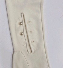 Vintage 1950s Cream Opera Length Gloves Mousquetaire Pearl Wrist 22" - AS IS