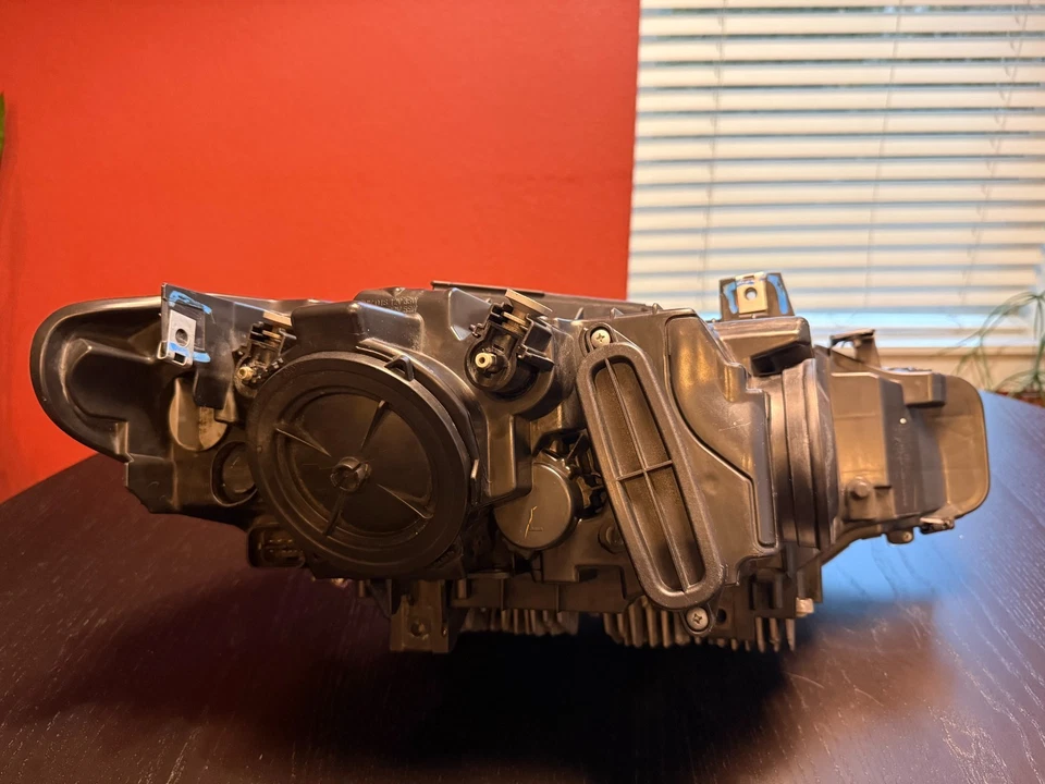 Faro adaptable xenón OEM BMW F30 serie 3 2012-2015 320i 328i 335i LH 1 Foto 4 de 4