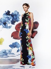 NWOT Alice + Olivia Delora Open Back Maxi Dress in Garden Brunch Black. Size L