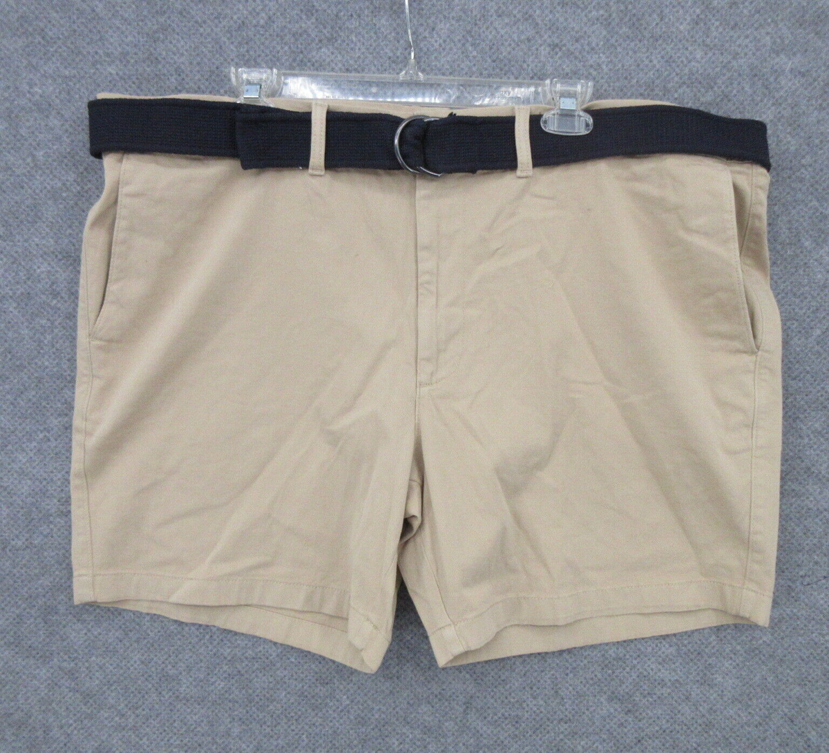 John's Bay Mens Short Size 42 Belted Comfort Stretch Pale