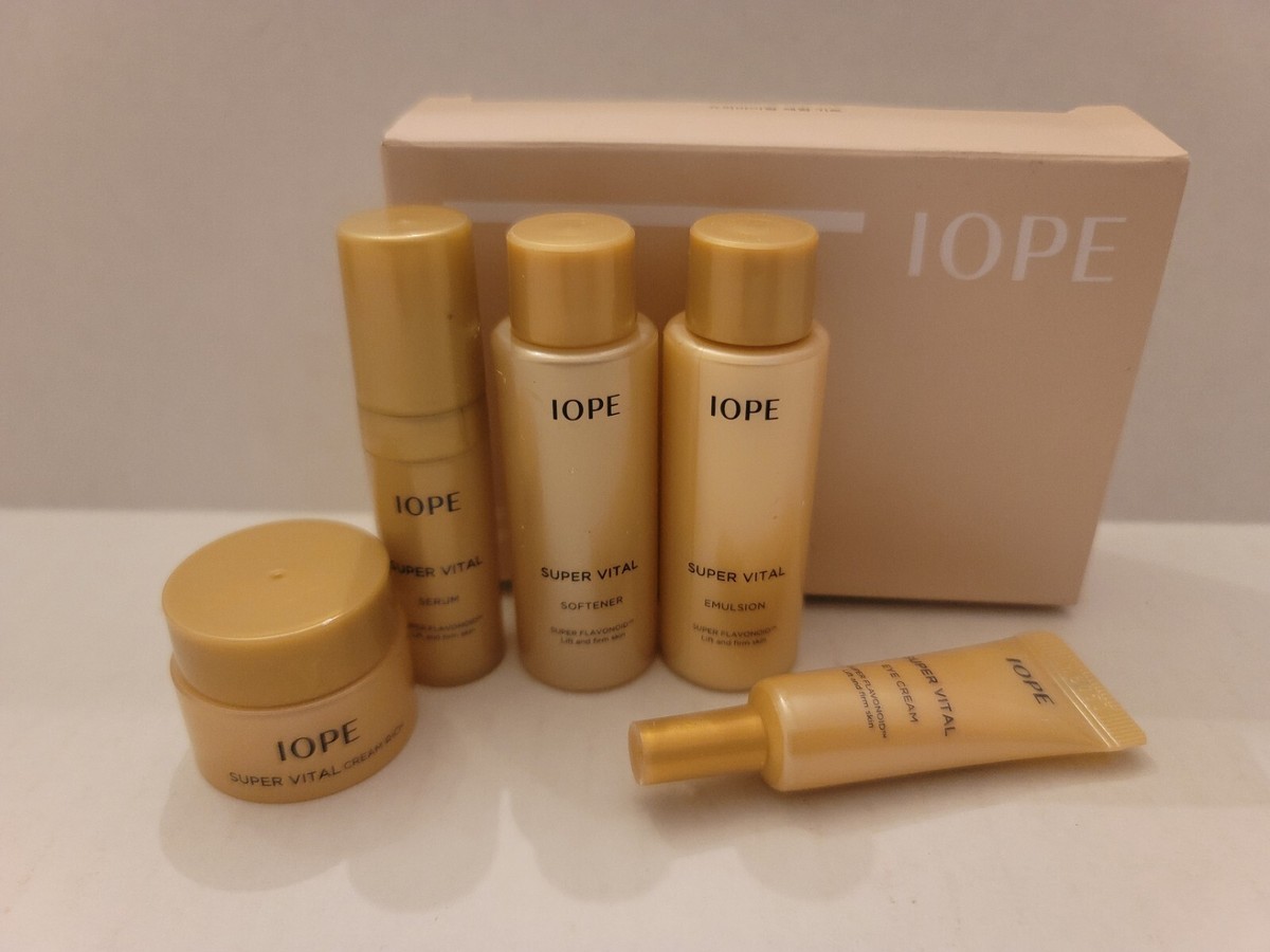 IOPE Super Vital Essential Special Gift Rich 5 Piece Travel Set K