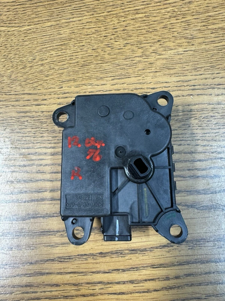 2011-2017 Infiniti QX56 QX80 Rear HVAC AC Heater Evaporator Actuator Motor OEM - Image 4 of 4