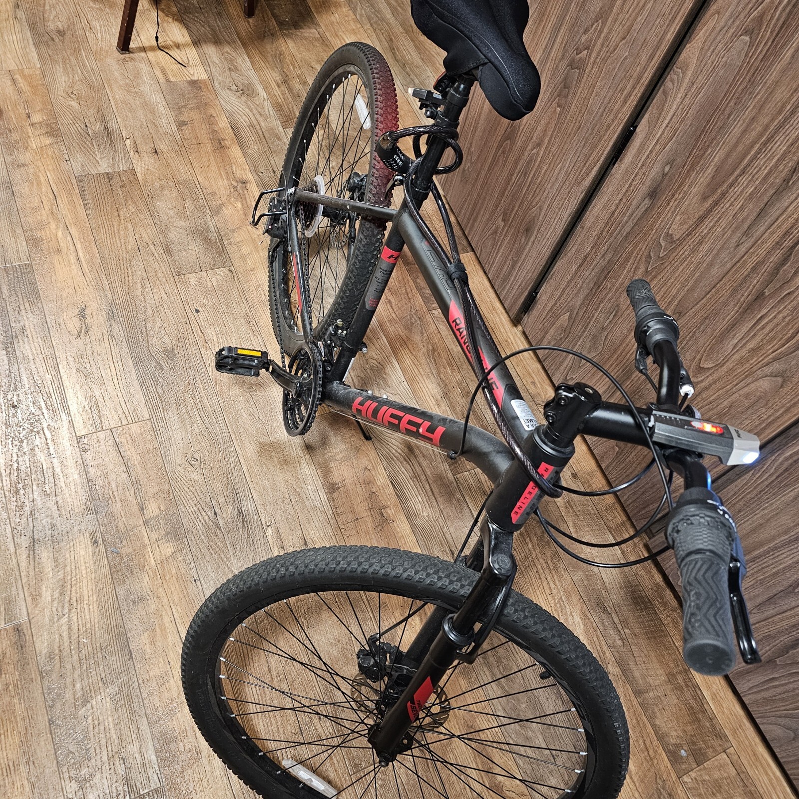 Huffy Mountain Bike 27.5" Men's Mountain Bike - Black And Red