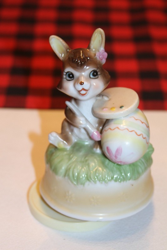 Vintage Ceramic Bunny Revolving Music Box, 96013, made in Taiwan, Hand Painted