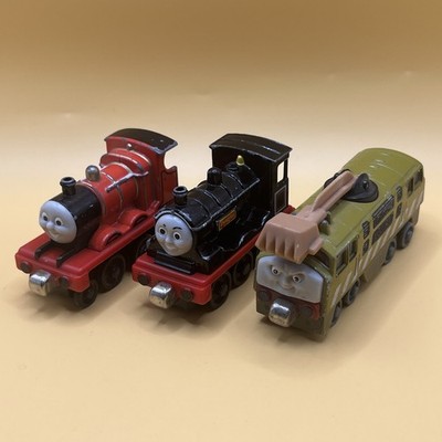 James, Diesel 10, Douglas Thomas & Friends 2002 Train Engines Diecast Rare VTG