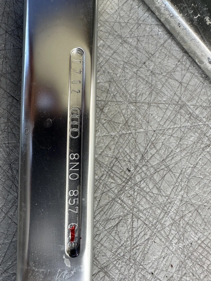 Audi TT MK1 2003 convertible consola central delantera manillar lado derecho OEM Foto 3 de 3