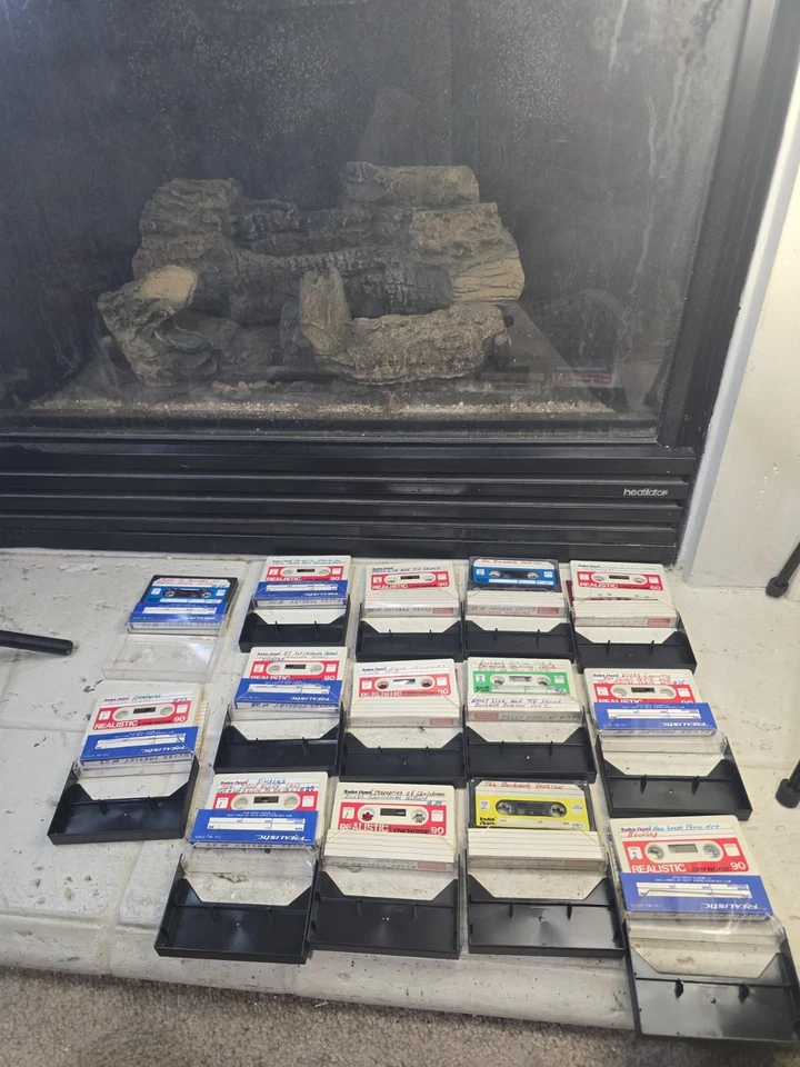 Realistic Radio Shack Elvis Cassete Tapes Lot Of 14 - Image 4 of 4