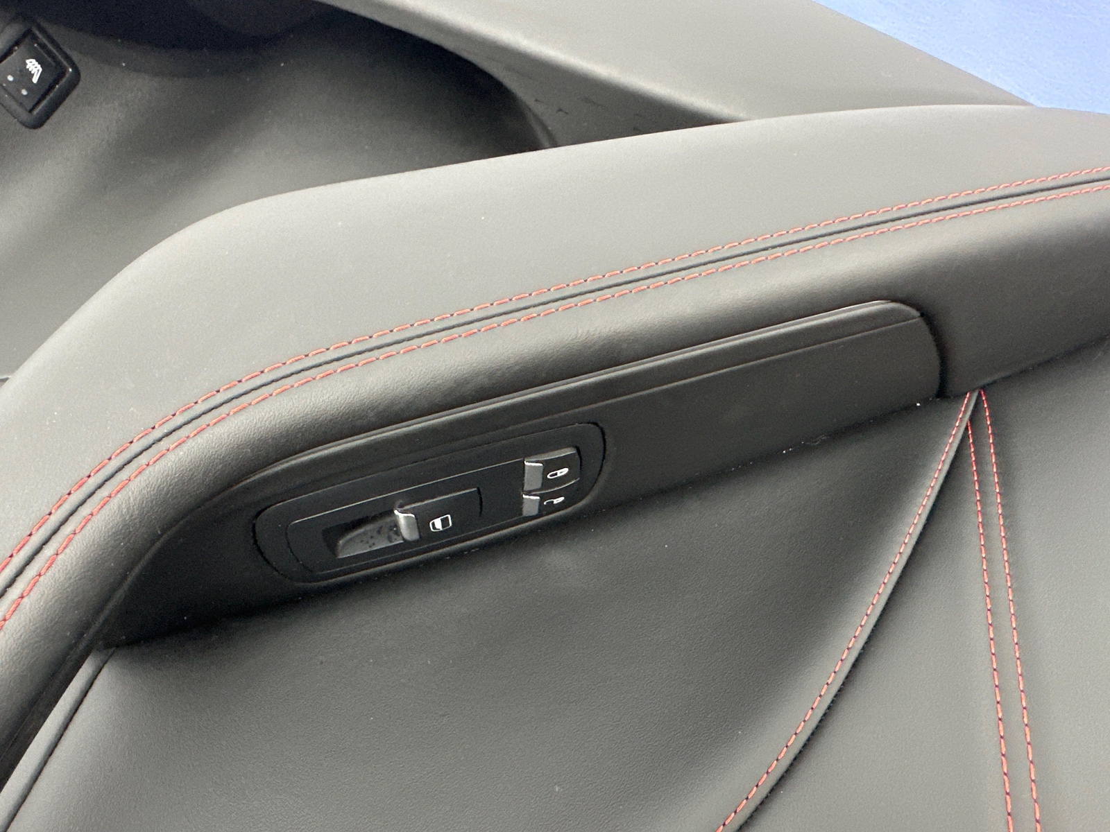 2017-2020 MASERATI LEVANTE M161 OEM REAR LEFT INNER DOOR PANEL