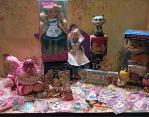 Alice In Wonderland Mixed Lot New & Used Pre-Owned 50+ Collection