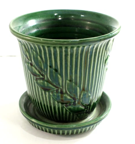 SHAWNEE Flowerpot Planter Attached Saucer Ribs & Vine Dark Green VERY NICE