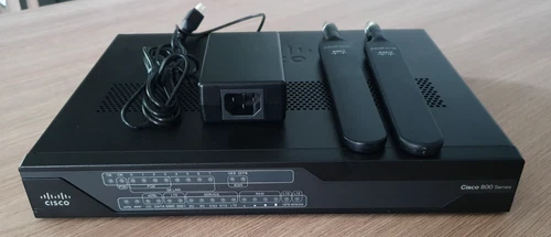 Router Cisco C896VAG-LTE-GA-K9 inkl. Netzteil und Antennen, DSL Port defekt