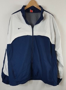 nike team windbreaker