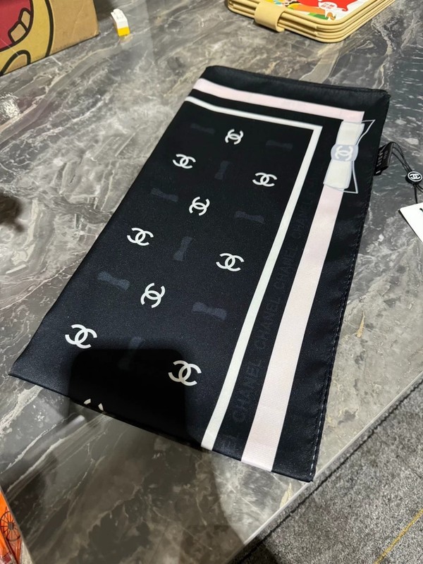 Chanel classic black women's decorative square scarf/shawl 90*90cm New