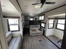 2022 Jayco North Point 380RKGS