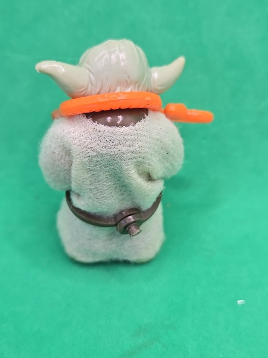 Vintage 1980 Kenner Star Wars ESB Yoda W/ Orange Snake Complete