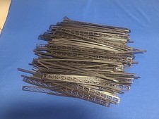 Hornby R660 Elevated Track Sidewalls Barriers  Incline