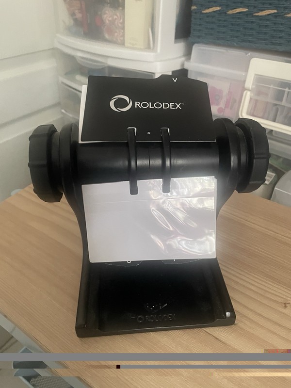 Rolodex Open Rotary Card File Holds 250 1 3/4 1/4 Cards Black 66700
