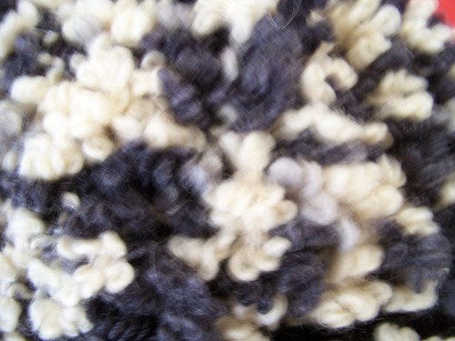 Universal Festoon textured yarn, wool blend, Blackberry Hill, lot of 2(41 yd ea) - Picture 4 of 4