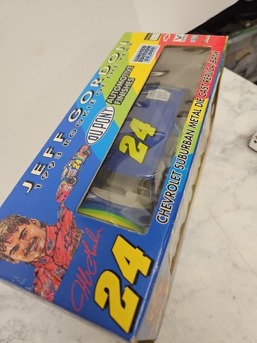 Jeff Gordon Chevrolet Suburban Metal Diecast Bank 1993 Rookie of the Year NASCAR - Picture 8 of 19