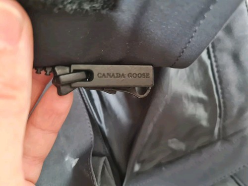 Giacca fotoreporter canadese Goose nera taglia media in perfette condizioni con scatola - Foto 13 di 14
