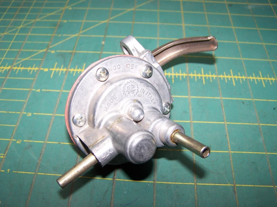 51-01885 机械燃油泵 适用于 69-72 Saab 99 6 毫米进口 6 毫米插座 — 第 3/4 张图片