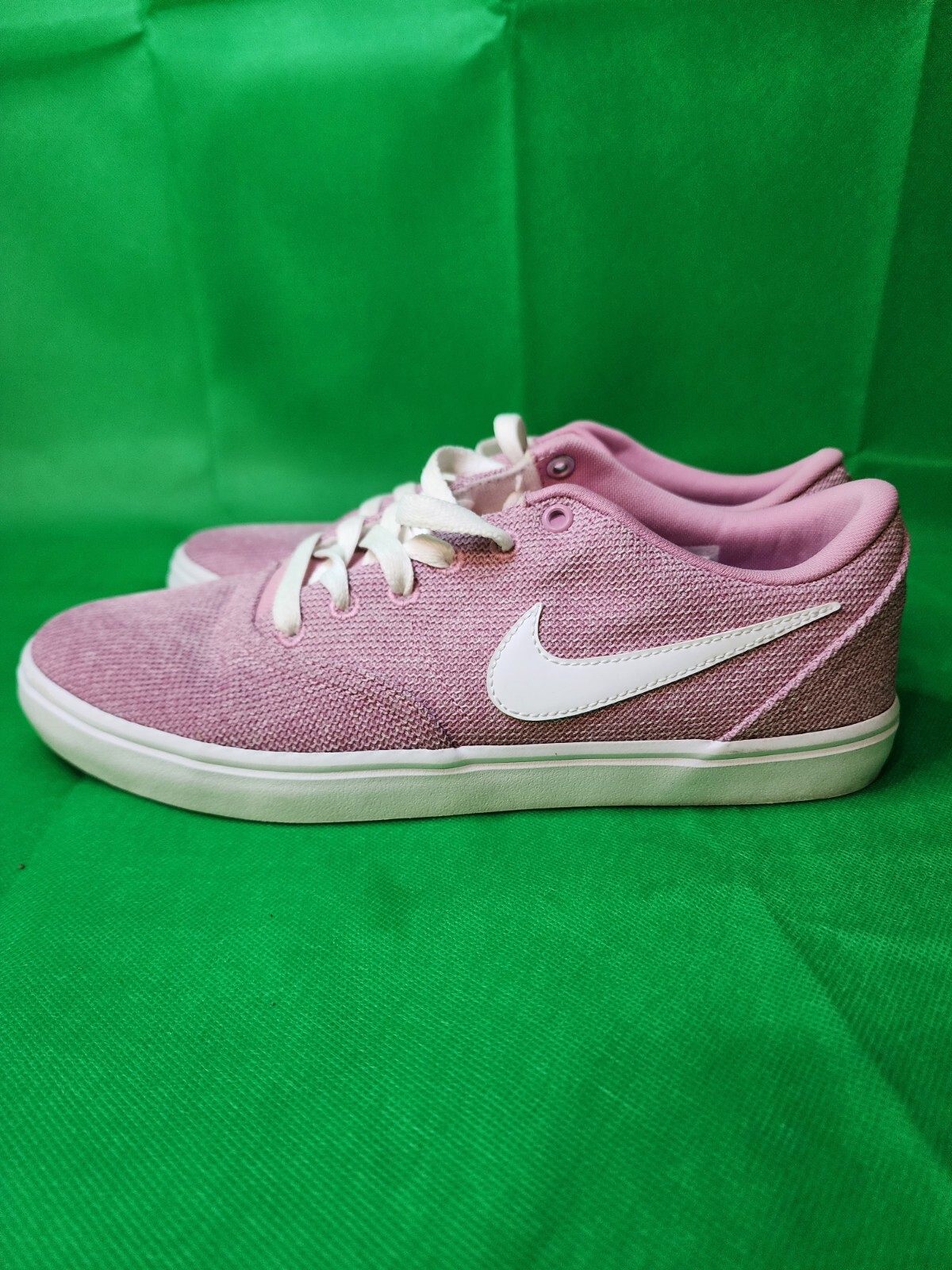 nike sb elemental pink