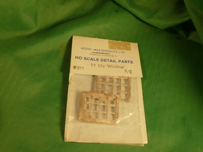 Model Masterpieces HO #371 Windows, 12 pane, pkg (2)