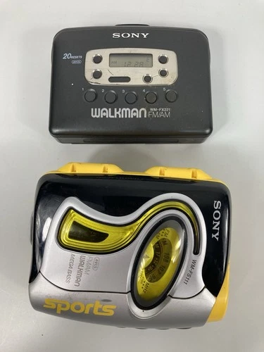 Vtg Sony Walkman AM/FM Lot For Parts Or Repair