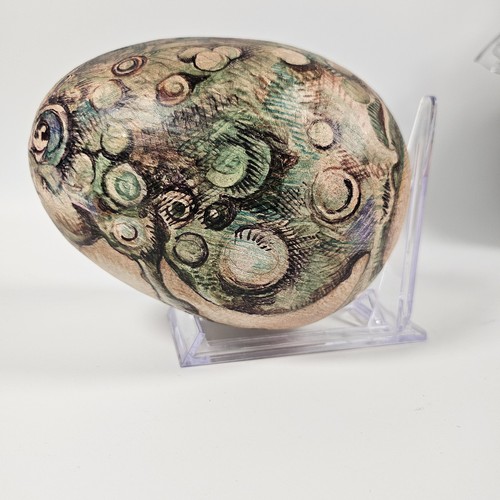 Decoupage Paper Mache Egg Toad Frog Motif - Picture 3 of 10
